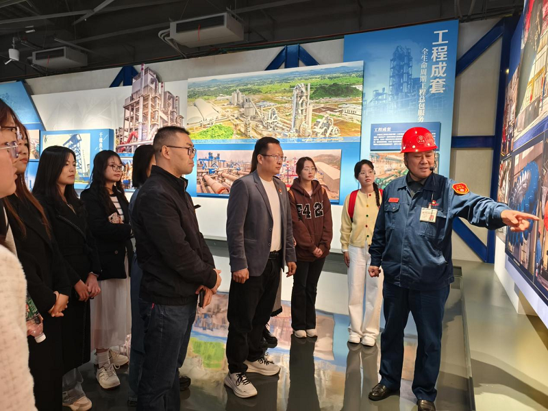 必赢优惠y272net教工第三党支部开展“党建引领深化智能制造，校企合作共谋创新发展”主题党日活动